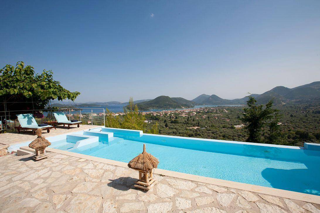 Finca "Lily" mit Infinity-Pool in Nydri, Griechenland