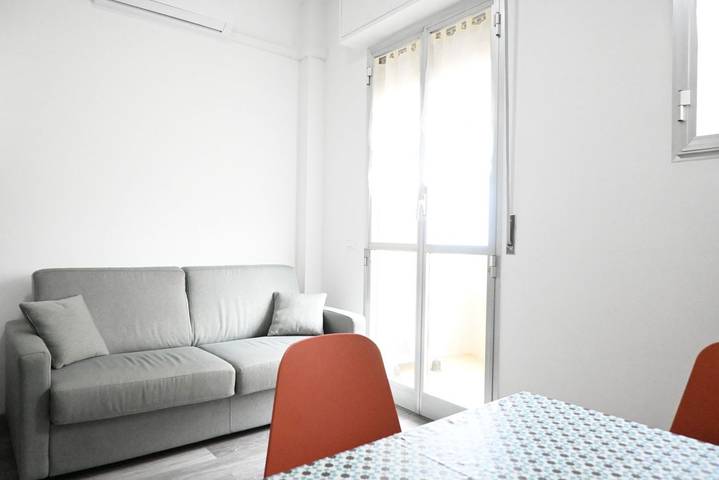 Appartamento intero, F007 – Fano, monolocale fronte mare in residence con piscina in Lido delle Palme, Fano (Comune)
