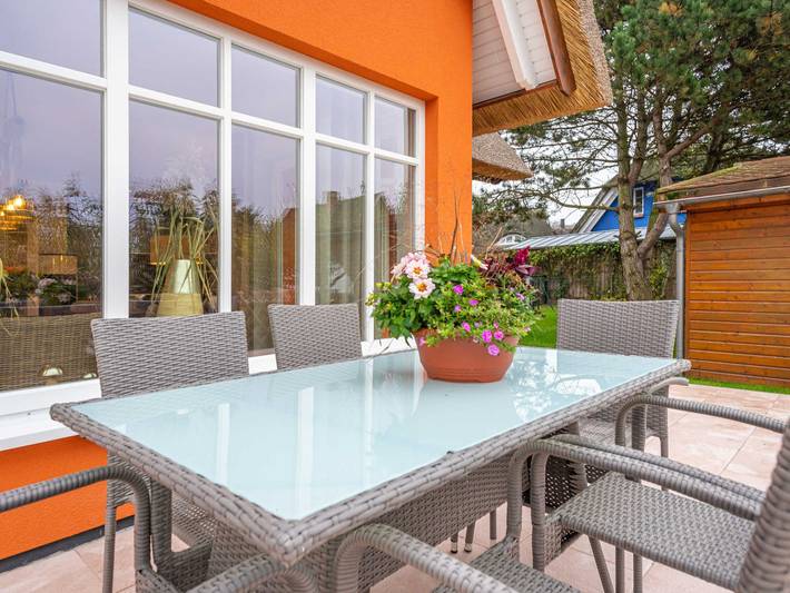 Ferienwohnung für 7 Personen, mit Sauna und Seeblick sowie Terrasse und Garten in Prerow - 3