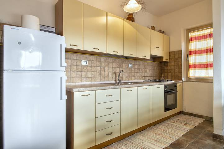 Gîte pour 6 personnes à Isola Rossa - 4