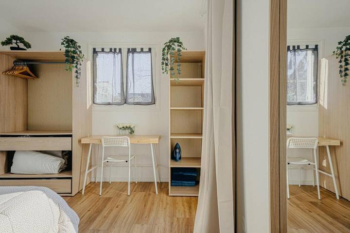 Location de vacances pour 4 personnes, avec vue et jardin, animaux acceptés à Vénissieux - 2