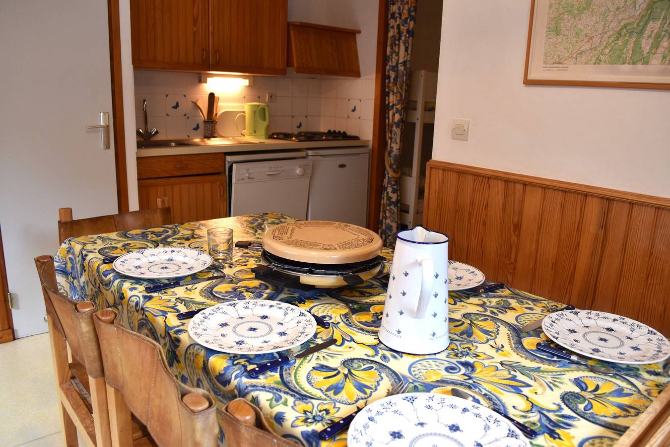 Appartement entier, Appartement de vacances pour 6 personnes avec terrasse in Vaujany, Parc National Des Écrins