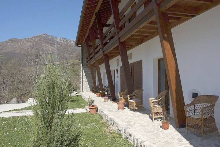 Casa rural para 2 personas, con jardín y vistas en Parque Natural de Redes - 4