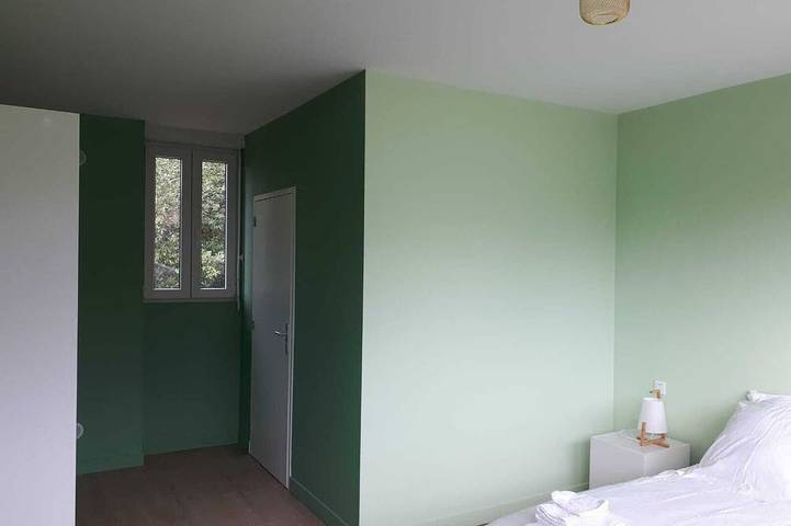 Gîte pour 10 personnes, avec jardin, animaux acceptés à Feneu - 3