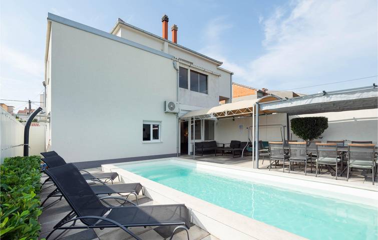 Apartamento de vacaciones para 6 personas, con piscina y terraza - 1