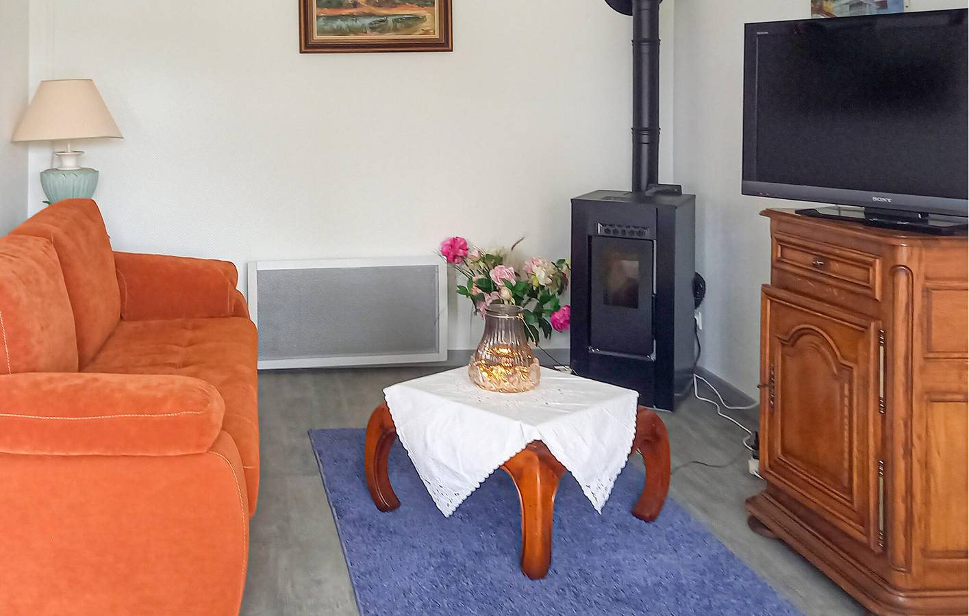 Appartement de jardin avec parking et vue sur la rivière in Selles-Saint-Denis, Sologne