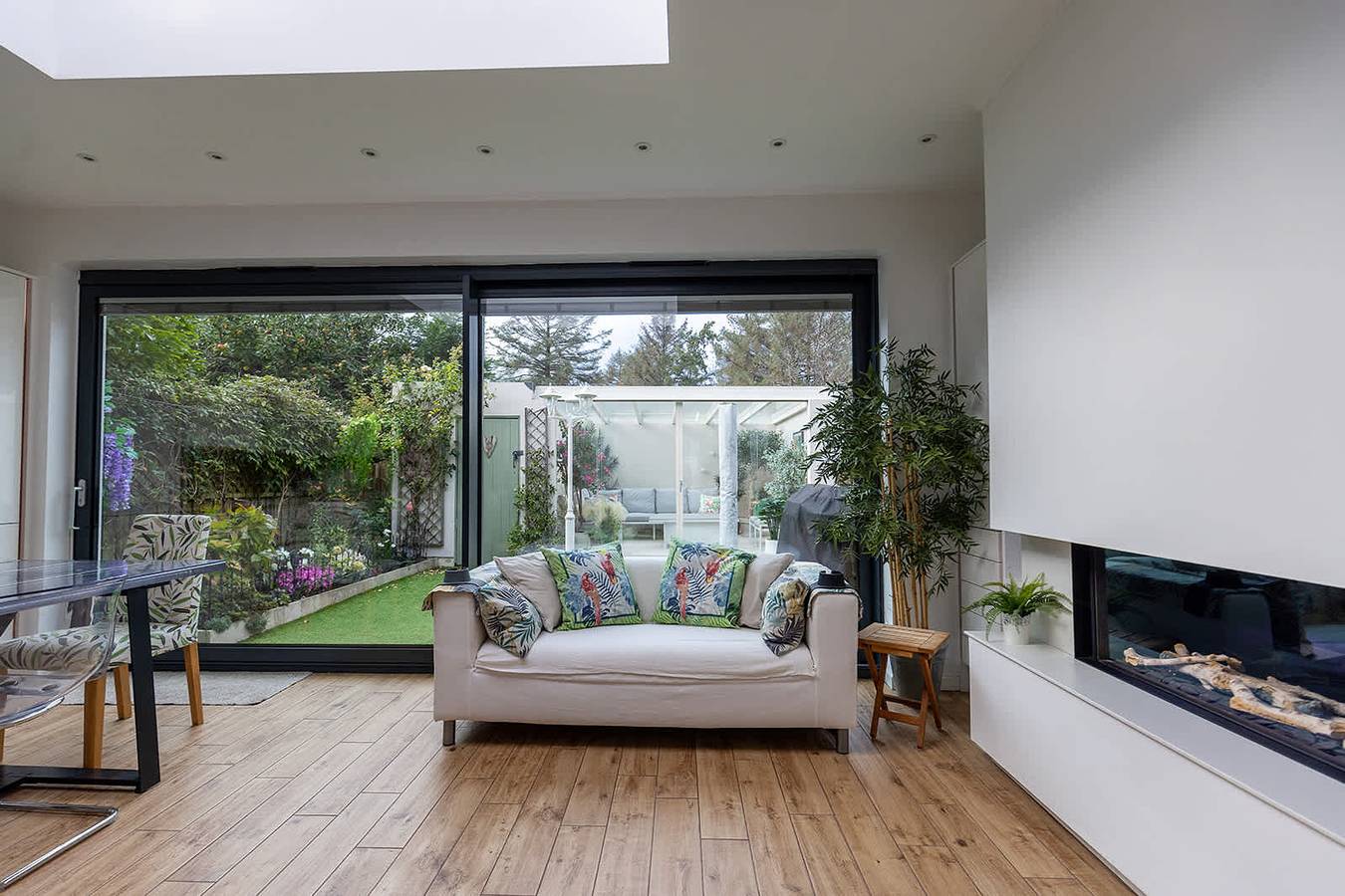 Luxe 3 Bed property with beautiful garden room. in Nidderdale