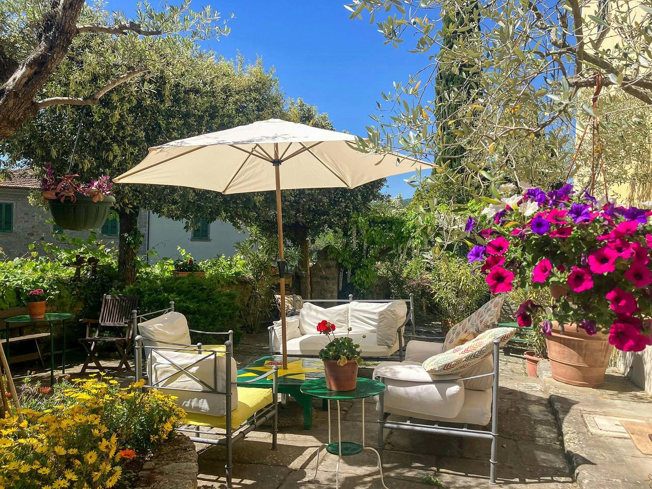 Pool villa with panoramic view in Cortona in Sodo, Cortona