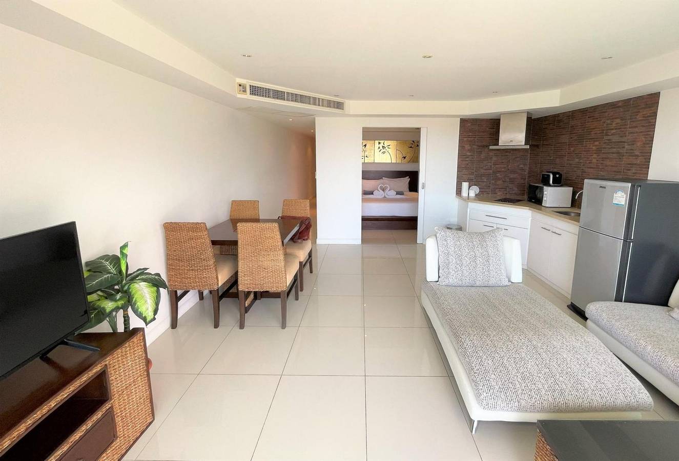 Ganze Wohnung, Spacious 2br sea view apartment at Kata Ocean View in Kata Beach, Karon