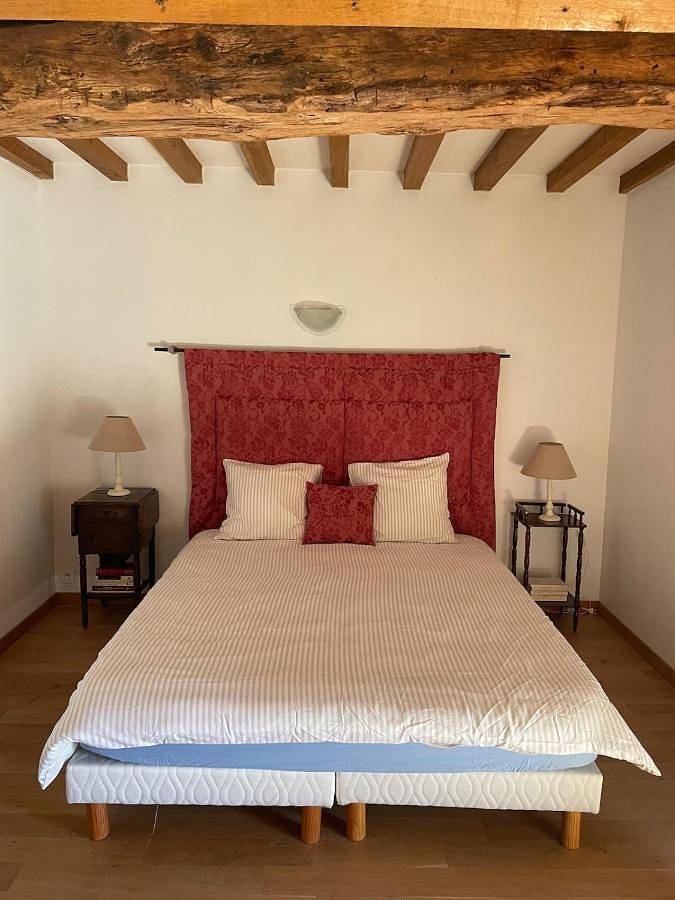 Location de vacances pour 8 personnes, avec Balcon et Terrasse ainsi que Jardin et Vue à Lison - 2