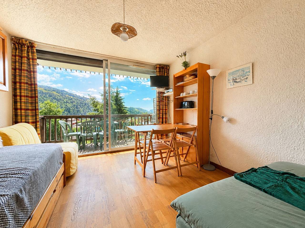Estudio entero, Estudio a pie de pistas con balcón y mascotas permitidas in Notre-Dame-de-Bellecombe, Albertville region