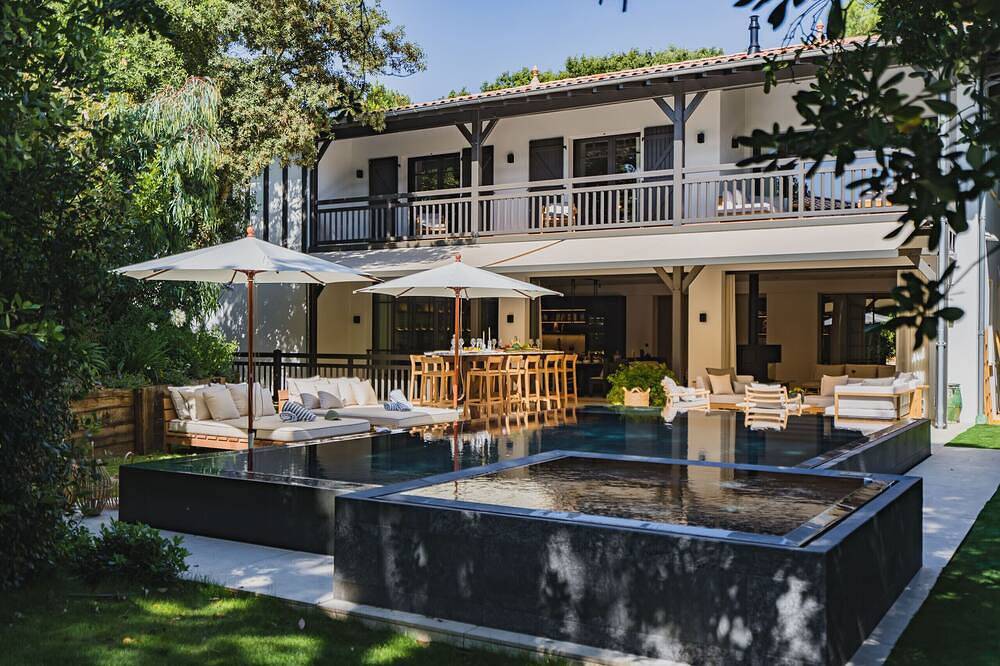 Villa pour 16 Personnes dans Pyla-sur-Mer, La Teste-de-Buch