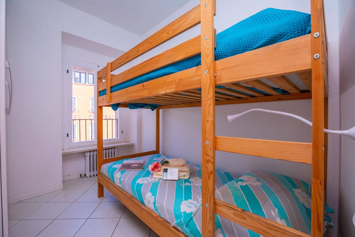 Appartement entier, Dogana Best Lake View in Torbole, Nago-Torbole