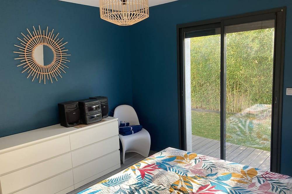Comfortable villa between Hyères and Carqueiranne, for rent from Saturday to Saturday in La Moutone, La Crau