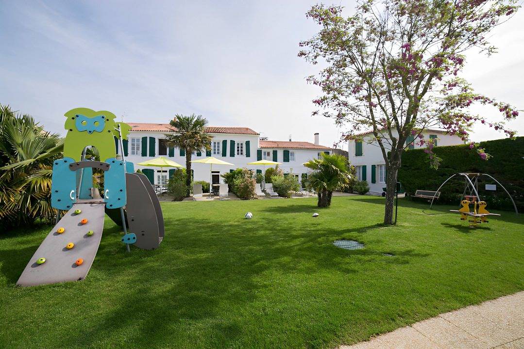 Appartement entier, Le Clos Rhéa - Studio Duplex 2 pers. - Villas 4 à 8 pers. in Saint-Martin-de-Ré, Île de Ré