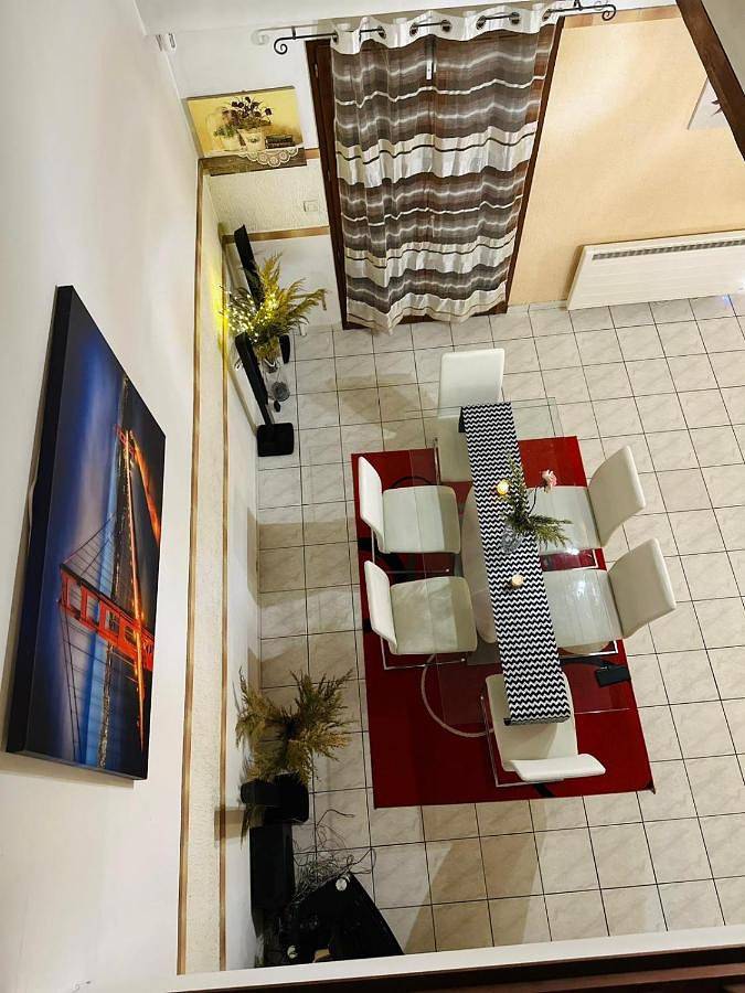 Location de vacances pour 8 personnes, avec jardin et vue à Montfermeil - 2