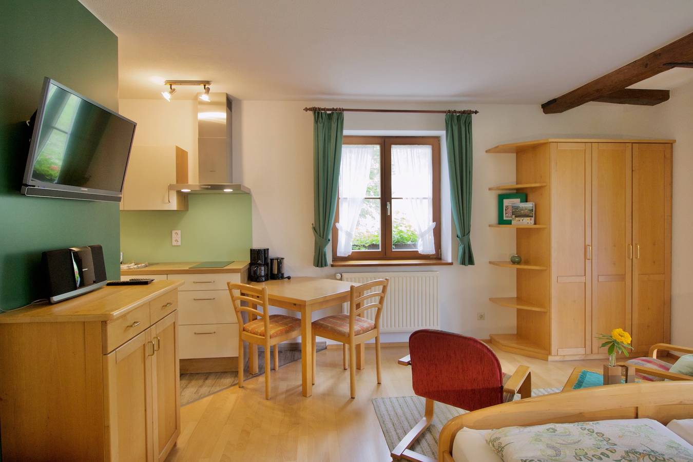 Ganze Wohnung, Ferienwohnung "Risthof 2" mit gemeinschaftlichem Garten, Sauna und Spielplatz in Owingen, Region Bodensee-Oberschwaben