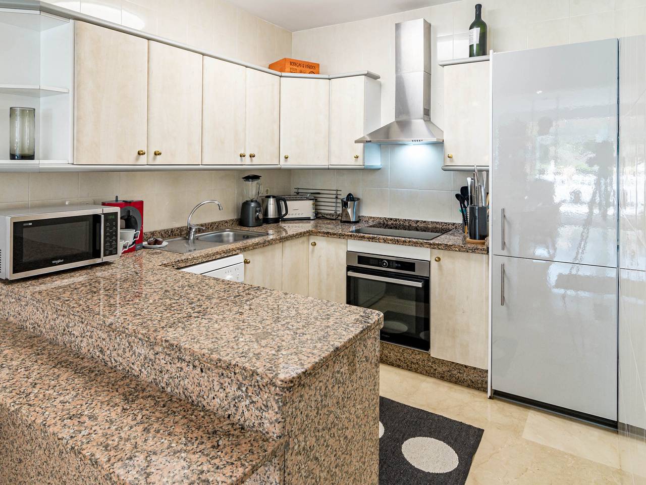 Villa Confortable à Marbella pour 6 Pers. avec Piscine, Clim. et Wifi in Marbella West, Marbella
