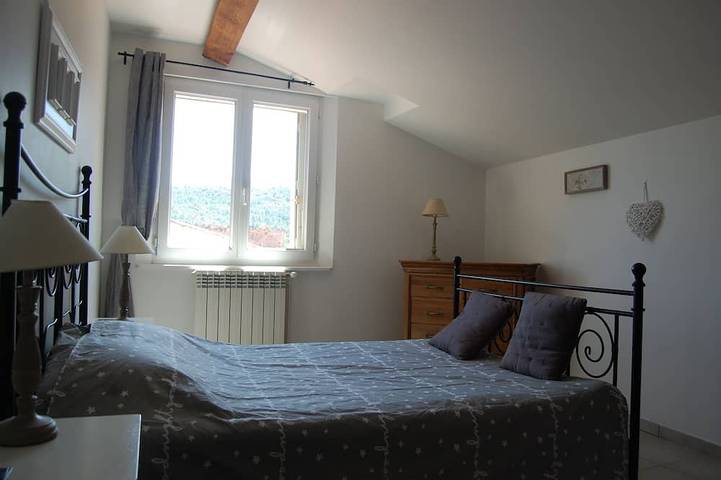 Location de vacances pour 8 personnes, avec jardin et terrasse à Sournia - 4