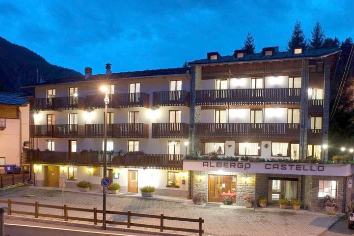 Hôtel pour 2 personnes, avec jardin et vue dans Champorcher