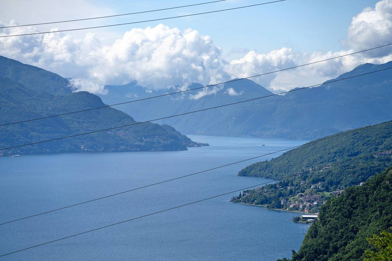 Vakantiehuis 'Il Nido Del Colibrì' met uitzicht op het meer, privéterras en Wi-Fi, foto 8