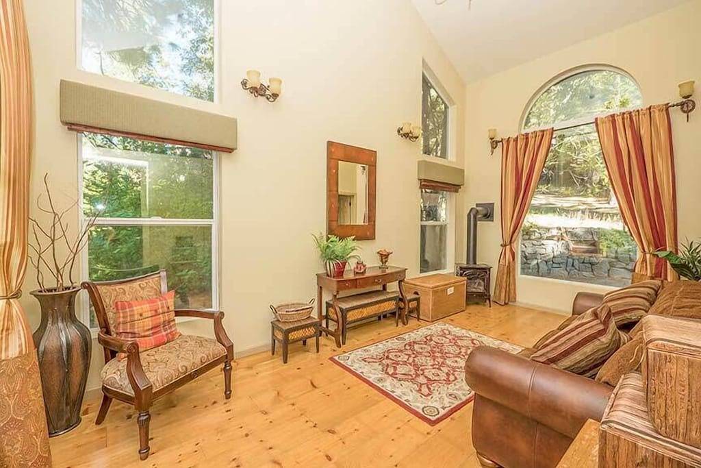 Upgraded A Frame-Walk to Heavenly, Private Hot Tub in South Lake Tahoe, Heavenly