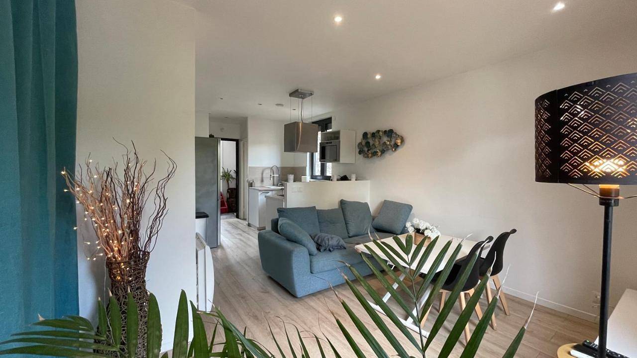Appartement entier, By nuit-parisienne Villemomble joli appartement tout confort in Villemomble, Seine-Saint-Denis