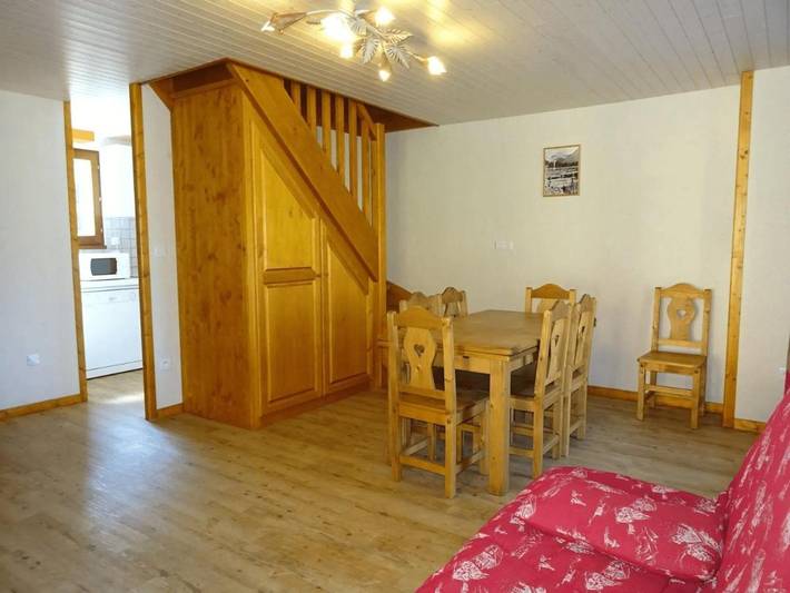 Appartement de vacances pour 8 personnes, avec jardin et piscine