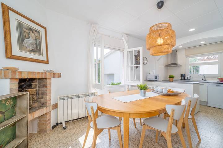 Villa pour 6 personnes, avec terrasse et jardin, animaux acceptés à Empuriabrava - 4