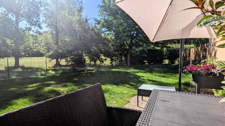 Location de vacances pour 4 personnes, avec jardin à Saint-Julien-les-Villas - 2