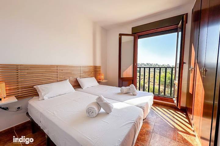 Ferienhaus für 6 Personen, mit Pool und Balkon sowie Garten