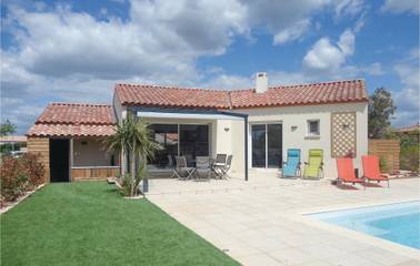 Gîte pour 6 personnes, avec jardin ainsi que terrasse et piscine, animaux acceptés à Ginestas