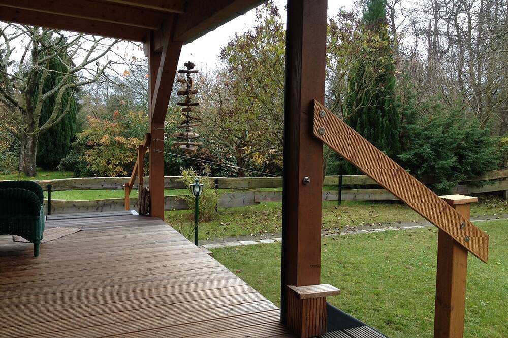 Holiday house 300 m to the beach, with garden, fully renovated in Graal-Müritz, Rostock and Surroundings