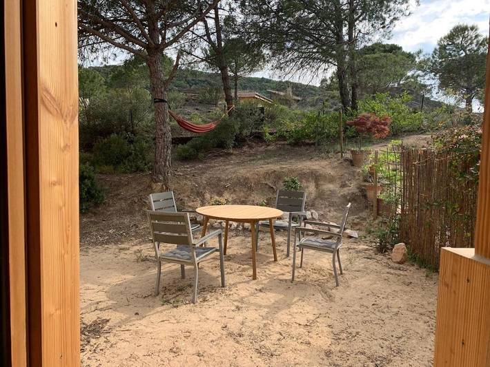 Location de vacances pour 4 personnes, avec terrasse et jardin ainsi que piscine et vue à Mourèze - 4