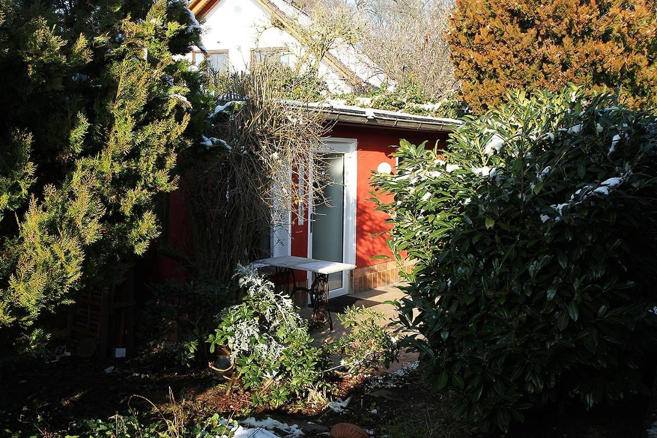 Haus Mit Kunst Zwischen Wald Und See in Leipzig-Süd, Leipzig