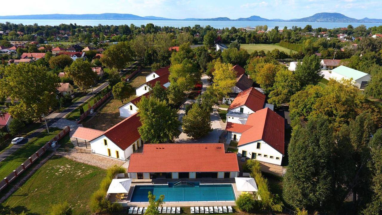 Hubertus Hof Landhotel in Balatonfenyves, Plattensee Südufer