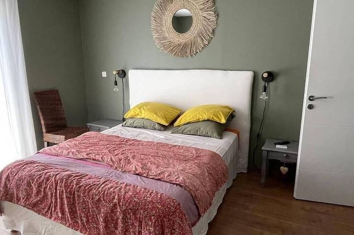 Location de vacances pour 6 personnes, avec jacuzzi ainsi que jardin et terrasse à Peri - 2