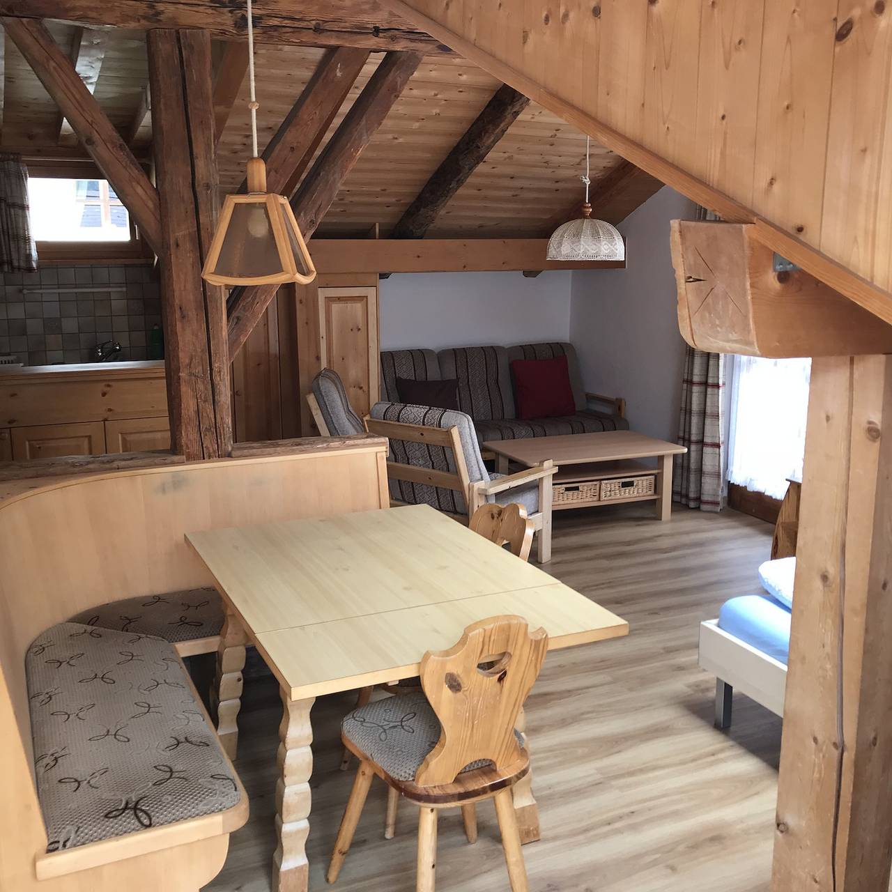 Ganze Ferienwohnung, Ferienwohnungen Chasa Valär - Ferienhaus Valär Nr. 4 in Scuol, Unterengadin