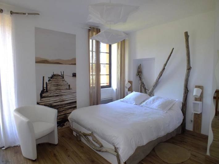 Hôtel pour 2 personnes, avec terrasse à La Tour