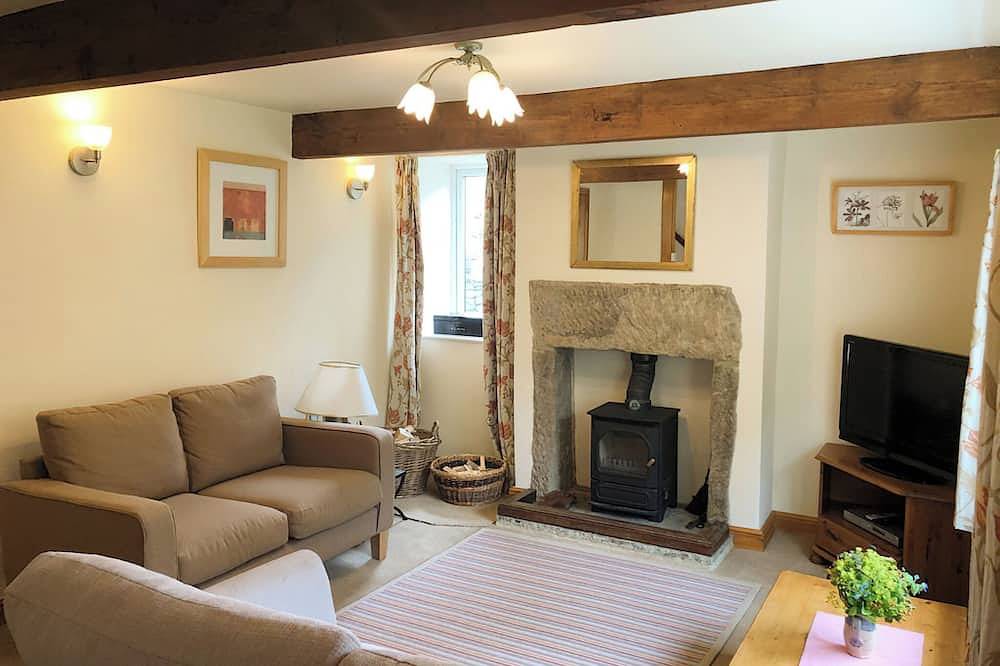 Godfrey Hole Cottage in Carsington Water, Derbyshire