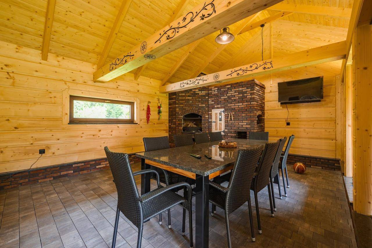 Cały apartament, Two-Bedroom Deluxe Apartment in Leśnica, Karpaty (Polska)