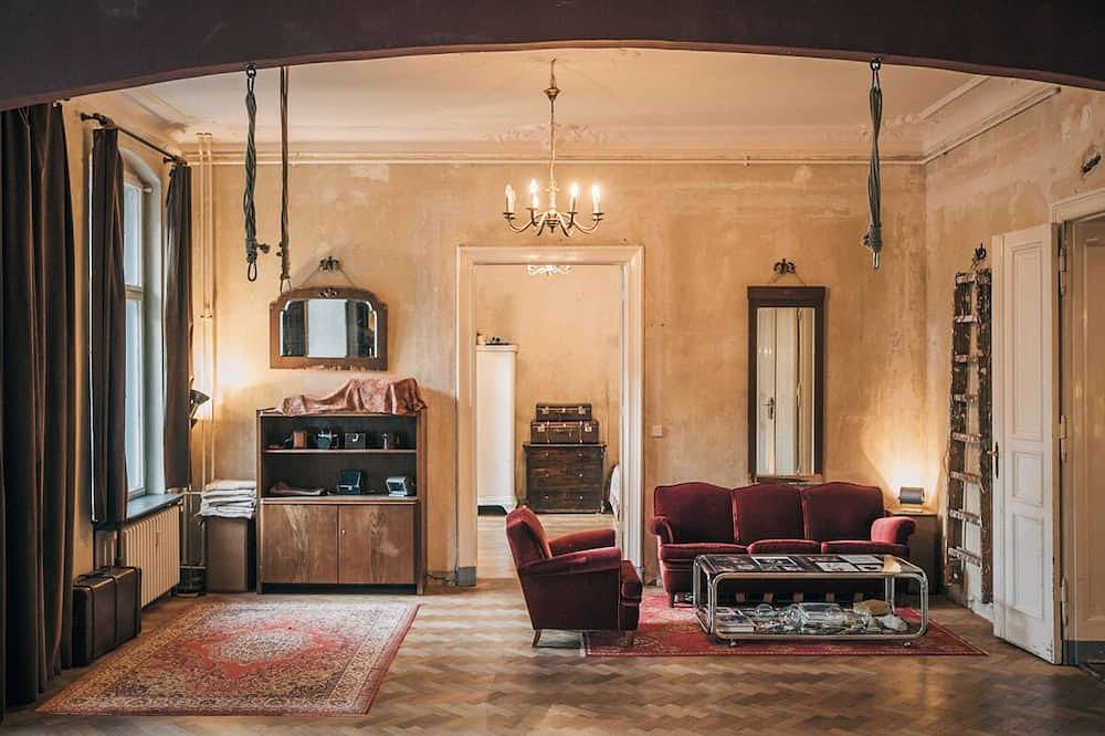 Ganze Wohnung, Enchanting 142m² or 1530 ft² Loft/Flat in F'Hain in Friedrichshain - Kreuzberg, Berlin