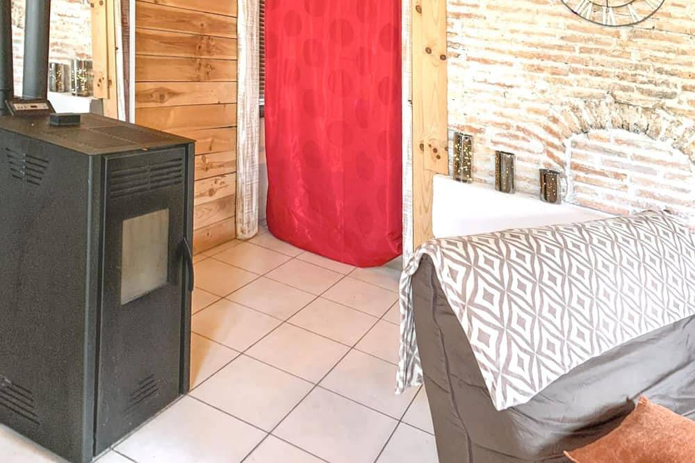 Homerez - Charming Chalet in Sanguinet with Garden and Terrace in Sanguinet, Côte d’Argent