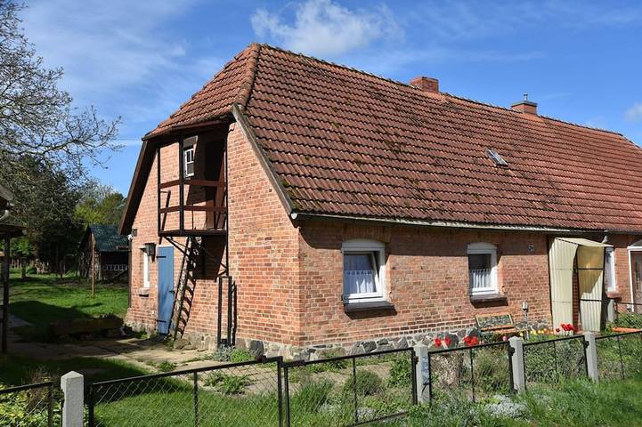 Ferienhaus für 4 Personen, mit Garten in Lelkendorf
