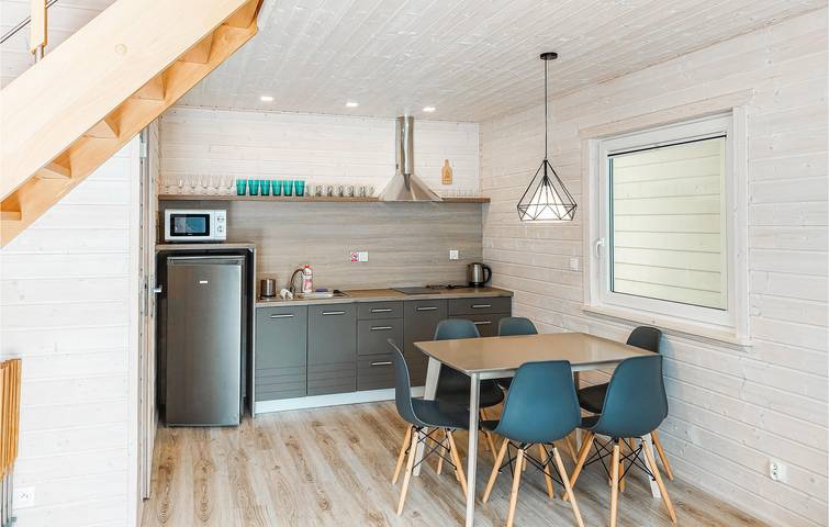 Ferienhaus für 6 Personen mit Terrasse in Darłówko, Darłowo