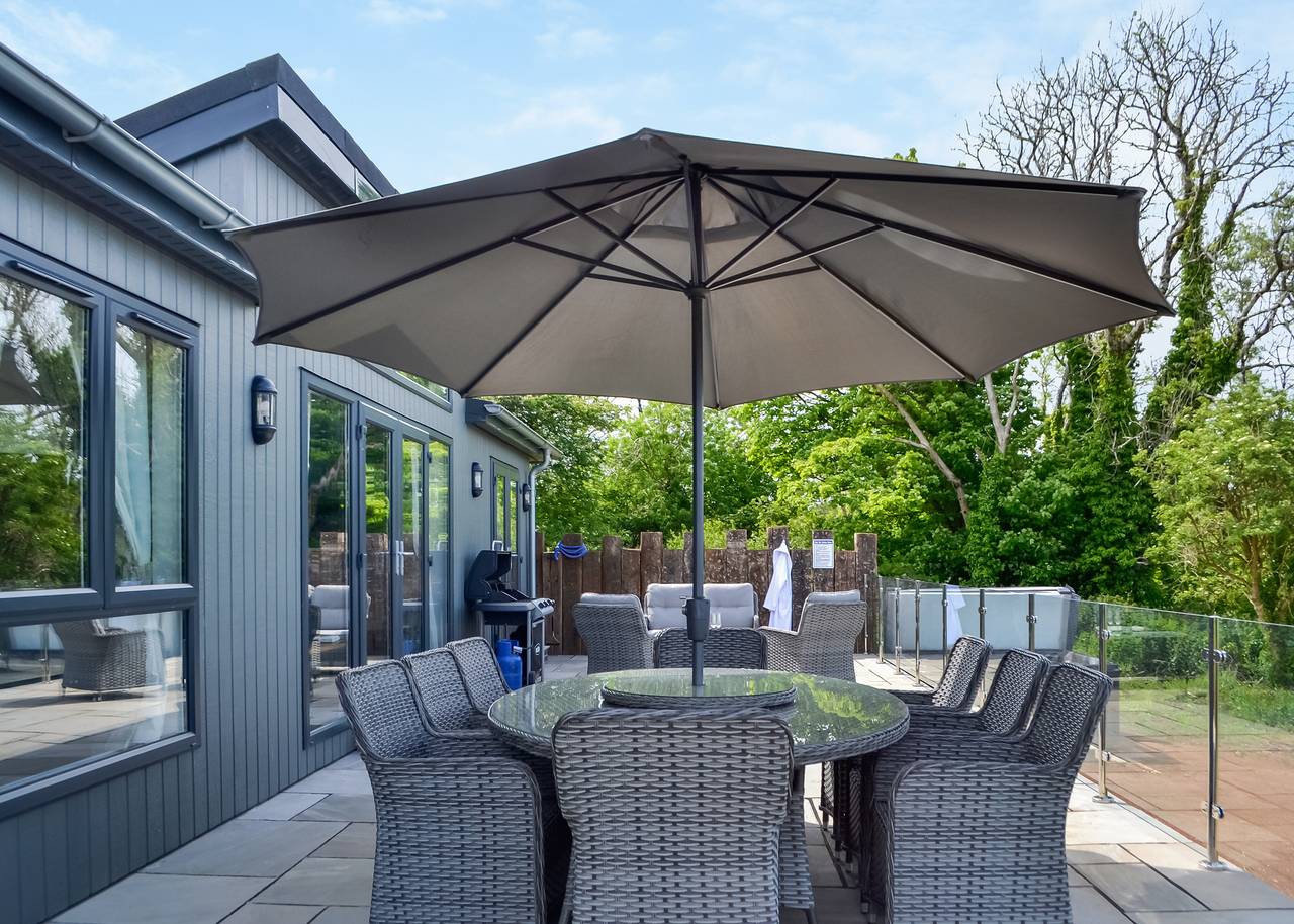 Cariad Y Mor Lodge in Penally, Pembrokeshire