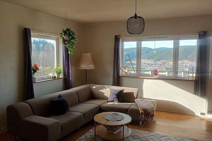 Ferienhaus für 8 Personen, mit Balkon und Garten - 1