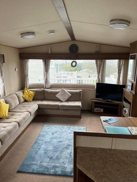 Glamping for 8 people, with Terrace and Garden as well as View in Paignton