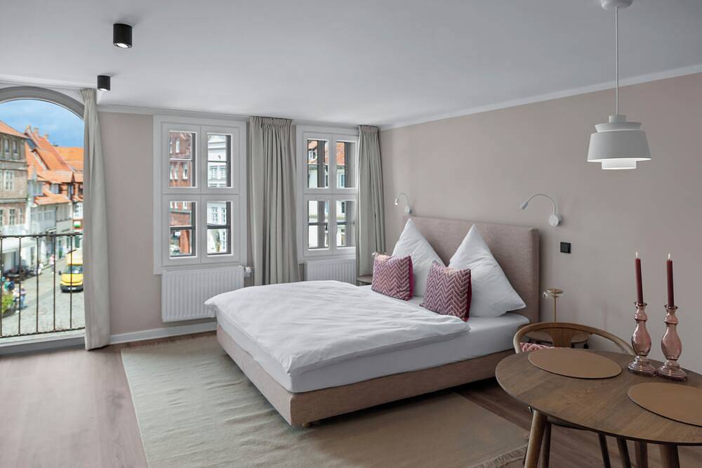 Ganze Wohnung, Stadtblickapartment 10 Himbeere in Lüneburg, Nordheide