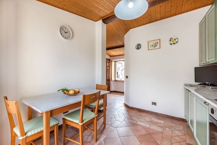 Ganze Wohnung, Apartment mit Meerblick, WiFi und Küche, 800 m zum Strand von Corniglia in Corniglia, Vernazza Gemeinde